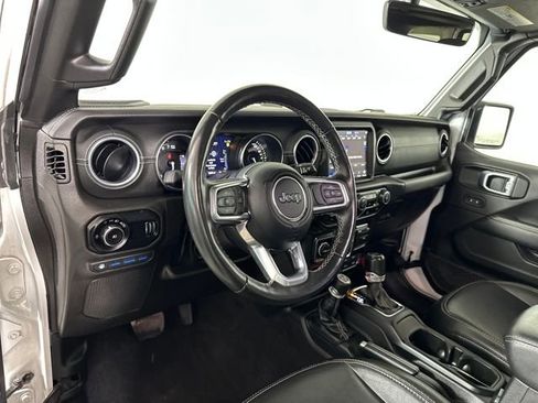 Used 2023 Jeep Wrangler Unlimited Sahara w/ Cold Weather Group image 13