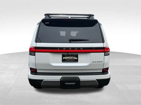 Used 2024 Lexus GX 550 image 6