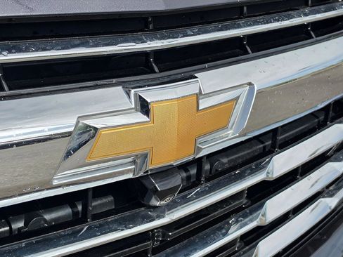 Used 2025 Chevrolet Tahoe LT AWD/4WD image 35