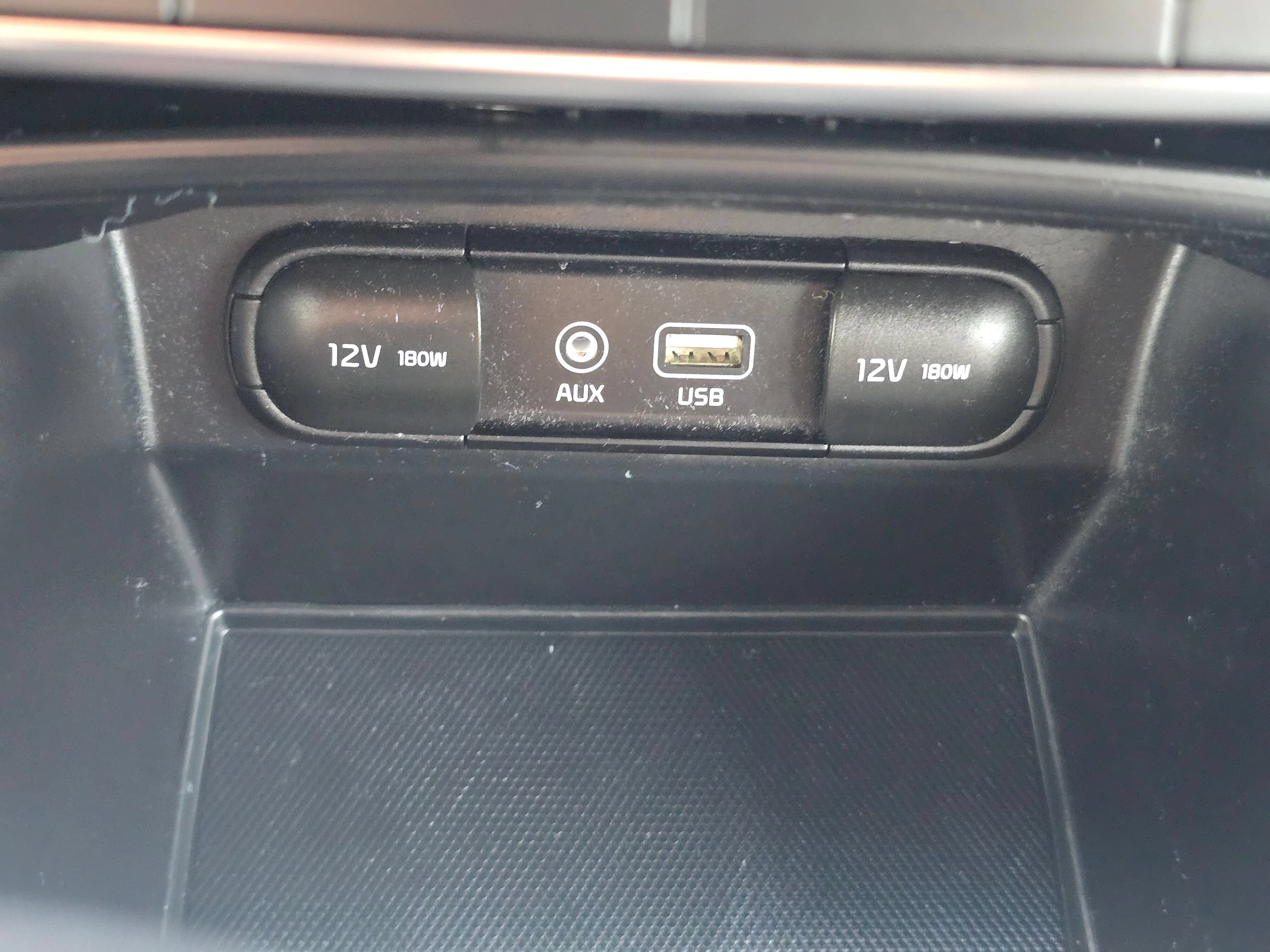Used 2019 Kia Sorento AWD w/ LX Convenience Package image 29