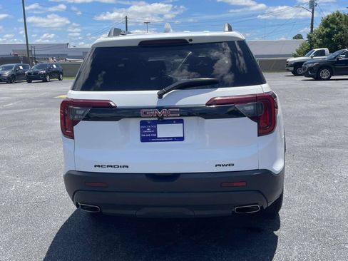 Used 2023 GMC Acadia SLT w/ Elevation Edition AWD/4WD image 4