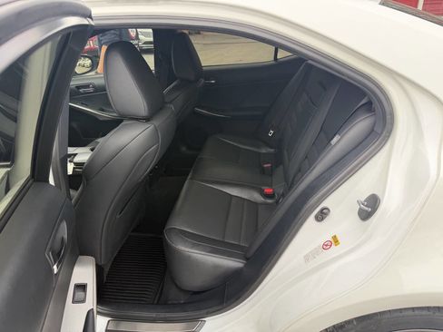 Used 2015 Lexus IS 250 Base 4dr Sedan image 14
