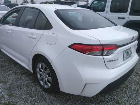Used 2024 Toyota Corolla LE FWD image 8