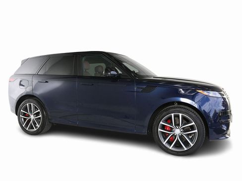 Used 2023 Land Rover Range Rover Sport SE Dynamic image 10