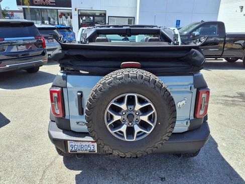 Used 2023 Ford Bronco Badlands AWD/4WD image 6