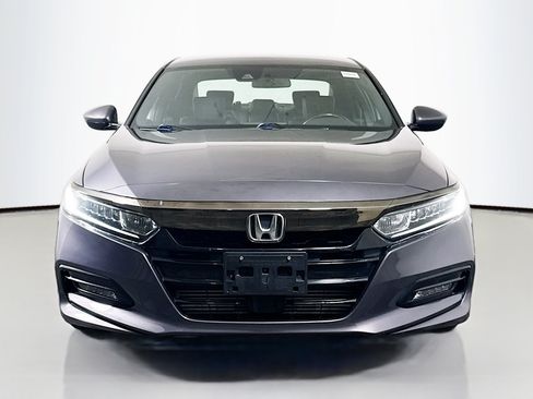 Used 2019 Honda Accord Sport image 2