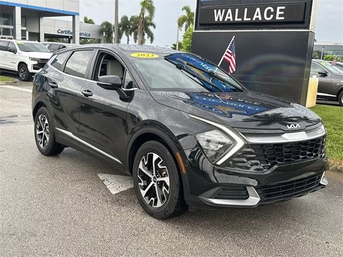 Certified 2023 Kia Sportage EX image 4