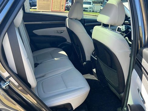 Used 2023 Hyundai Tucson Limited image 12