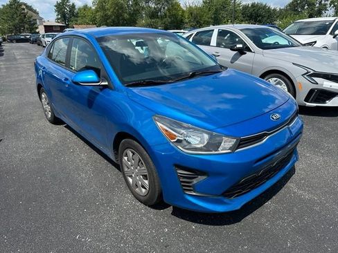 Used 2021 Kia Rio S FWD image 3