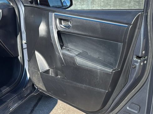 Used 2016 Toyota Corolla S image 29