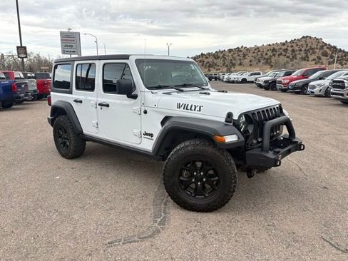 Used 2020 Jeep Wrangler Unlimited Willys image 1