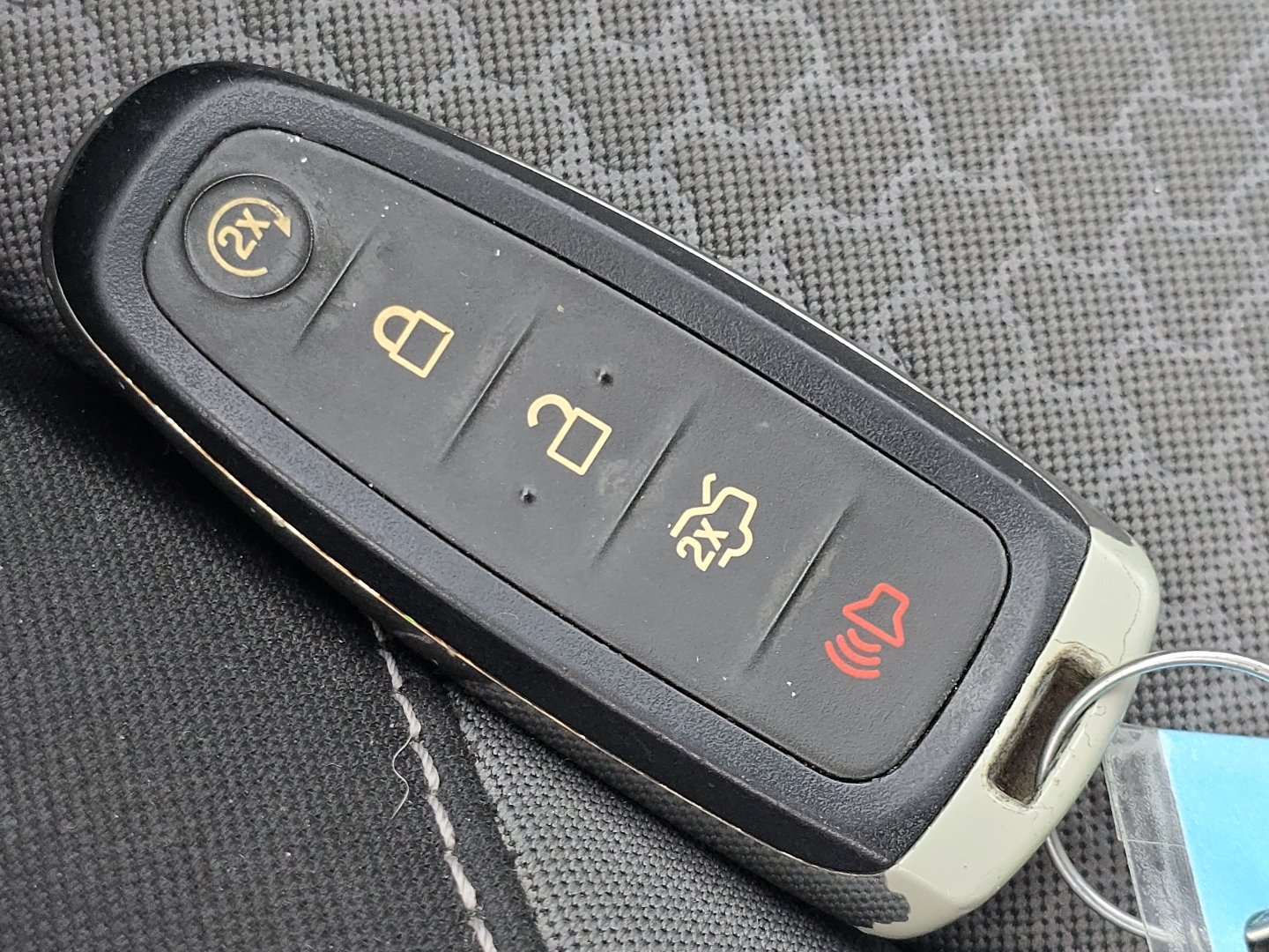 Used 2019 Ford Escape SE FWD image 32