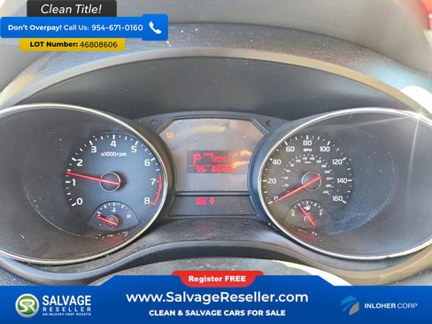 Used 2016 Kia Sedona LX w/ LX Convenience Package image 12