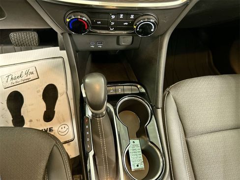 Used 2024 Buick Encore GX Preferred image 17