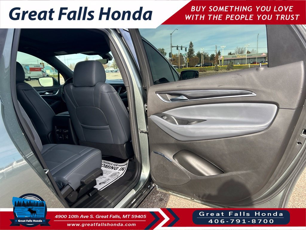 Used 2023 Buick Enclave Premium w/ Experience Buick Package AWD/4WD image 25