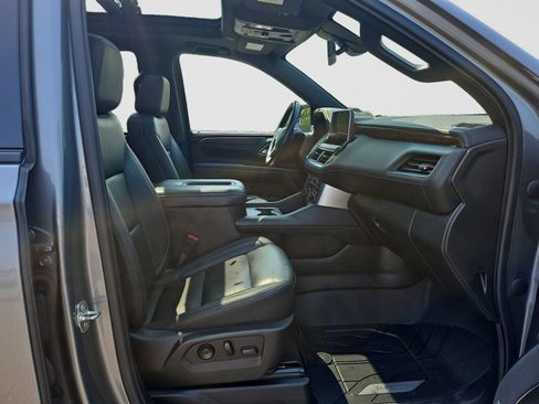 Used 2021 Chevrolet Tahoe Z71 AWD/4WD image 17