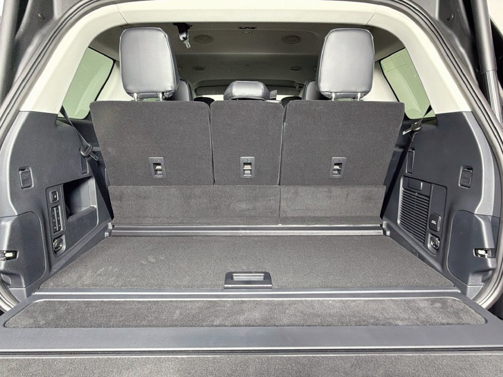 New 2026 Lincoln Navigator Premiere AWD/4WD image 27