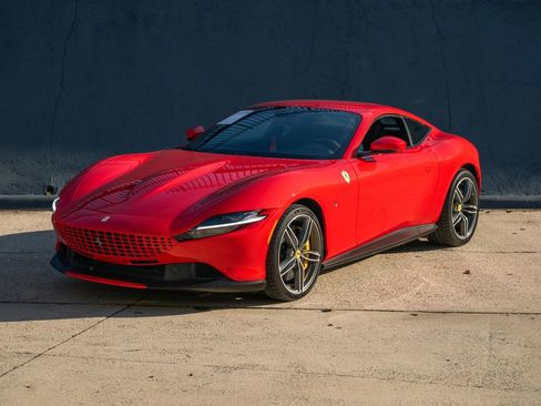 Certified 2024 Ferrari Roma image 4