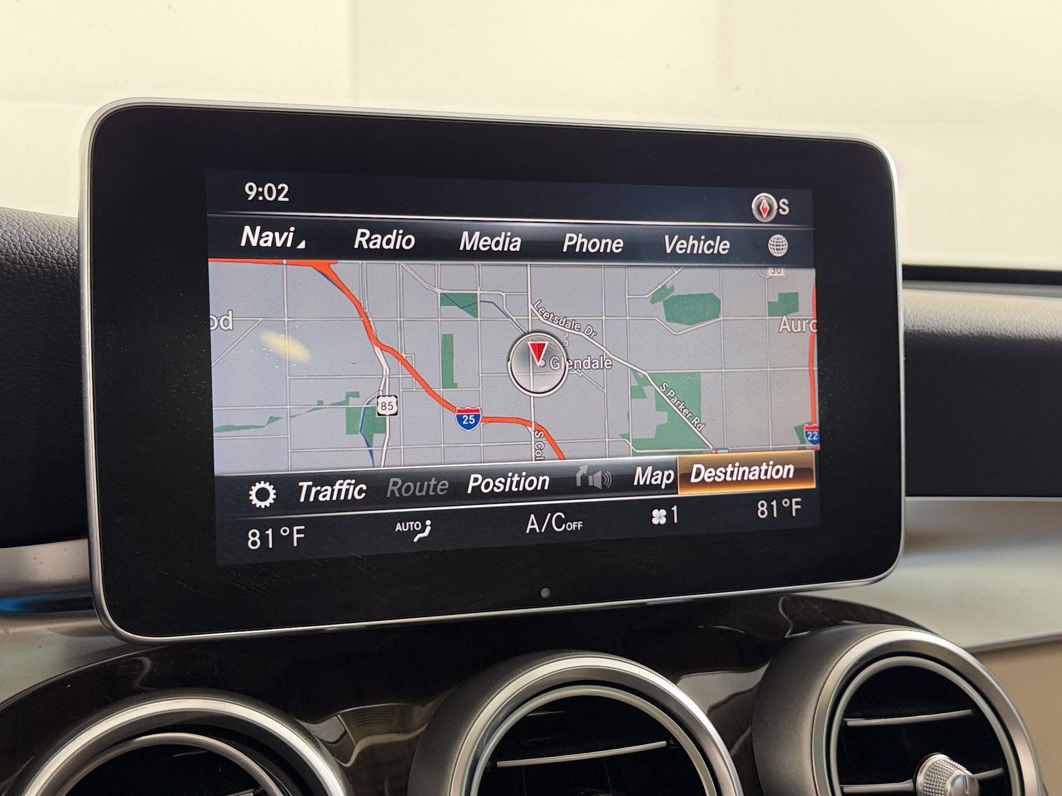 Used 2017 Mercedes-Benz GLC 300 4MATIC image 18