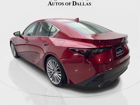 Used 2025 Lexus IS 300 w/ Premium Package image 9