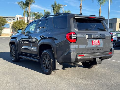New 2026 Toyota 4Runner SR5 image 11