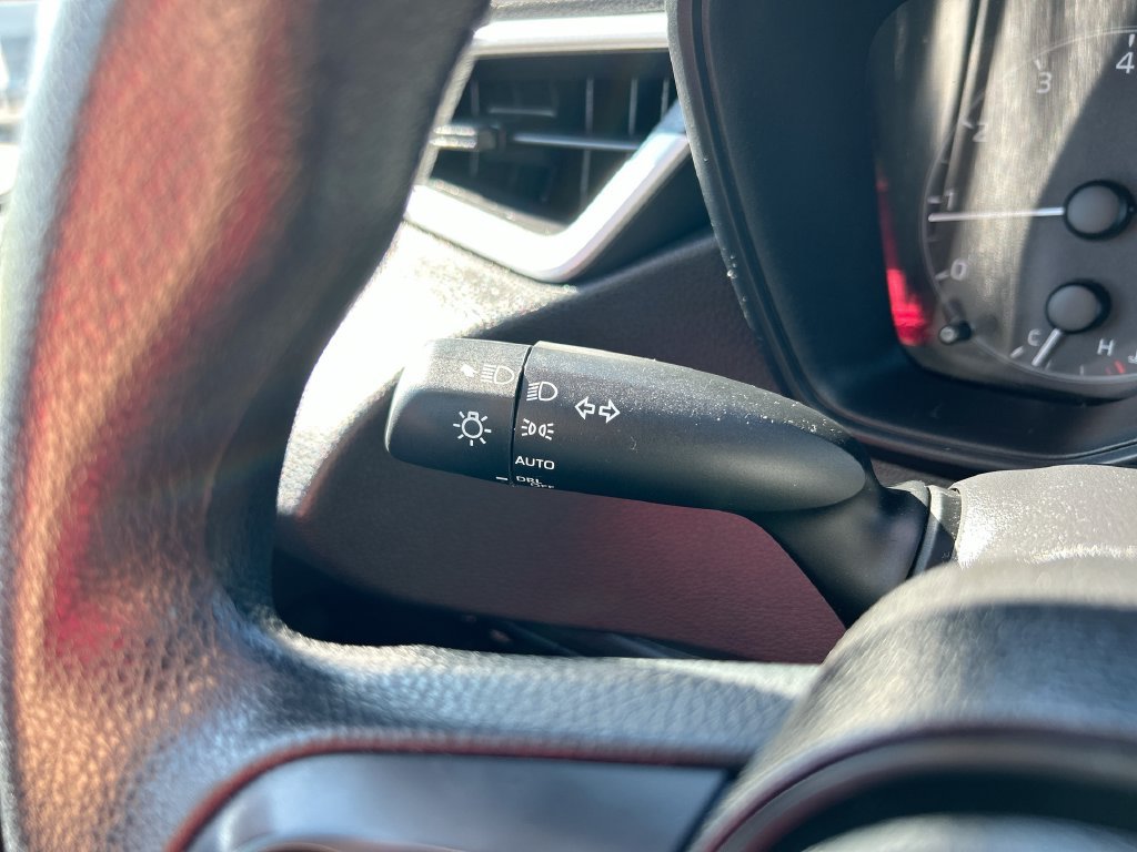 Used 2025 Toyota Corolla LE FWD image 19