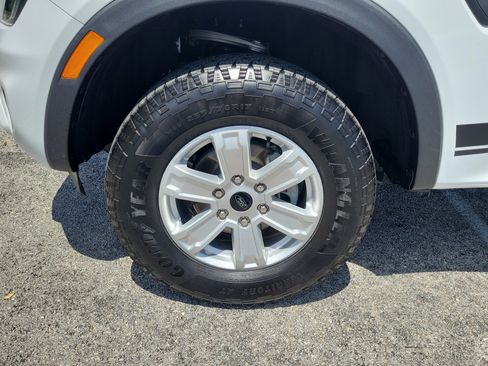 Certified 2025 Ford Ranger XL w/ Trailer Tow Package AWD/4WD image 5