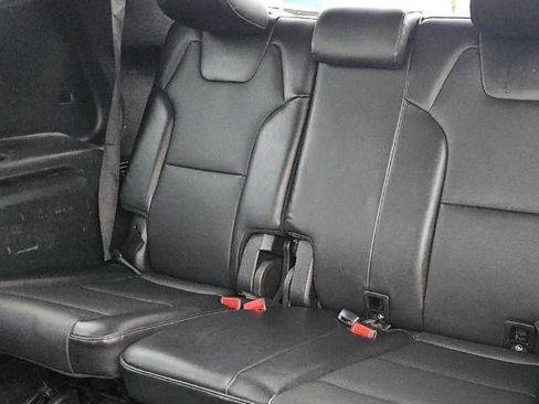 Used 2020 Kia Telluride S w/ S 8 Passenger Seating Package AWD/4WD image 14
