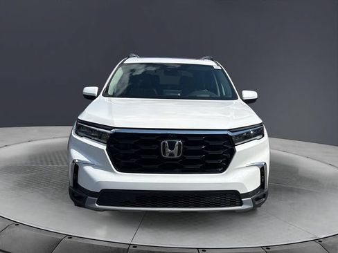 Used 2023 Honda Pilot Elite image 8