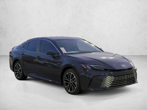 New 2026 Toyota Camry XLE FWD image 7