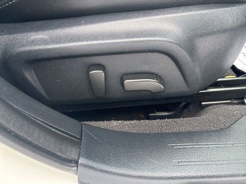 Used 2019 Subaru Outback 2.5i Limited image 12