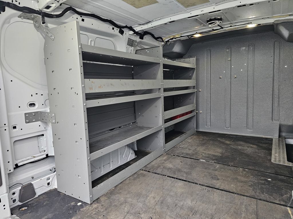 Used 2023 Ford Transit 250 Low Roof RWD image 10