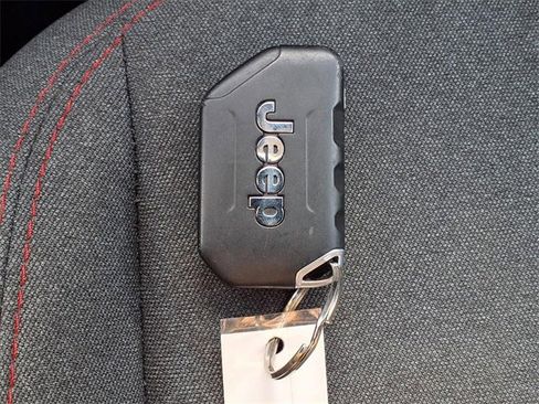 Certified 2024 Jeep Wrangler Unlimited Rubicon image 25