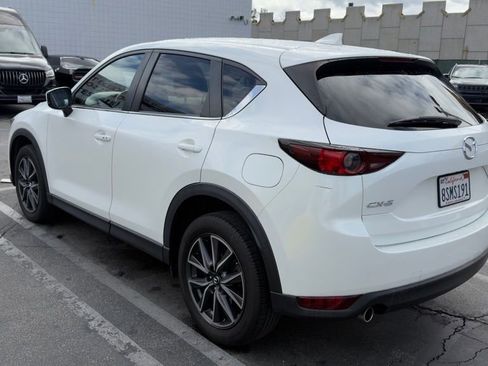 Used 2018 MAZDA CX-5 Touring w/ Preferred Equipment Package image 5