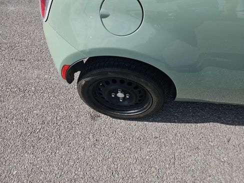 Used 2013 FIAT 500 Pop FWD image 11