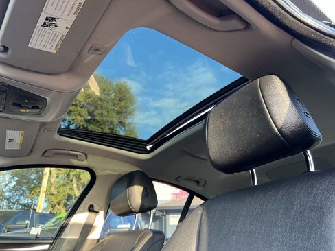 Used 2016 BMW 528i Sedan image 11