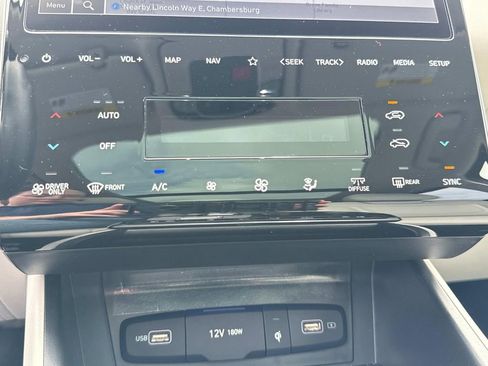 Used 2024 Hyundai Tucson Limited AWD/4WD image 6
