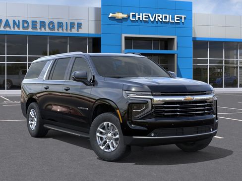 New 2026 Chevrolet Suburban LT w/ Comfort Package RWD image 37