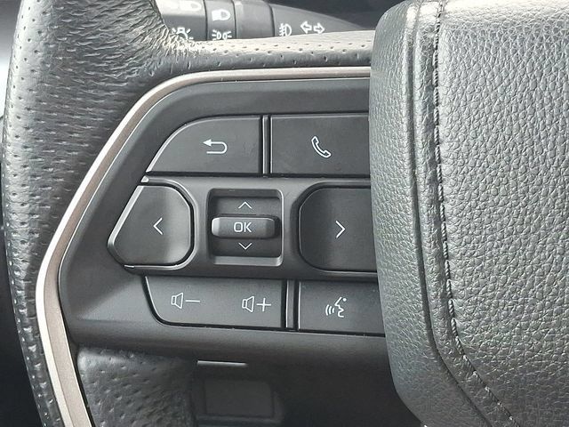 Used 2025 Toyota Tacoma TRD Off-Road AWD/4WD image 21