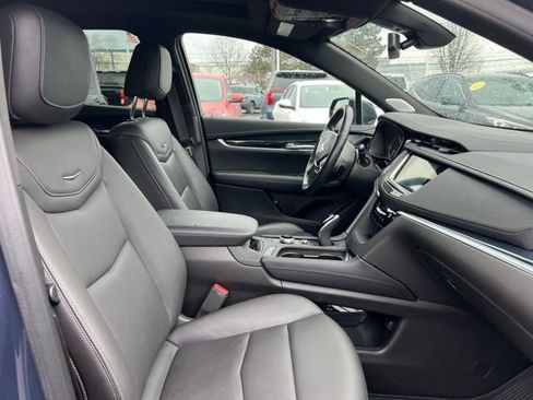 Used 2024 Cadillac XT5 Premium Luxury AWD/4WD image 13