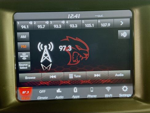 Used 2023 Dodge Charger SXT RWD image 19