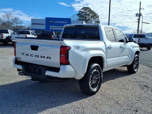 Used 2024 Toyota Tacoma TRD Sport image 9