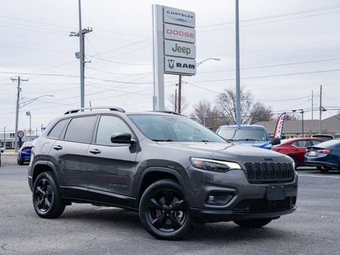 Certified 2023 Jeep Cherokee Altitude Lux w/ Lux Elite Package image 7