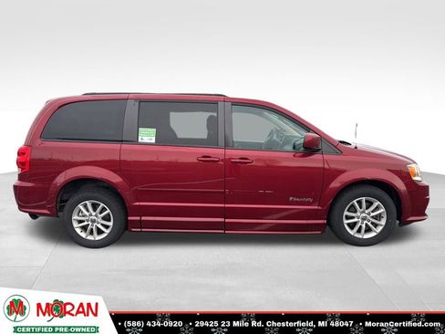 Used 2015 Dodge Grand Caravan SXT image 6