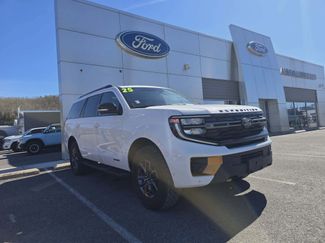 Used 2025 Ford Expedition Tremor AWD/4WD video 1