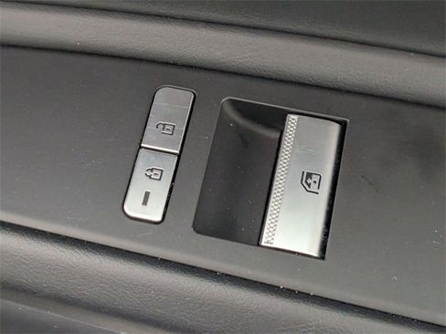 Used 2024 Genesis GV80 2.5T image 35