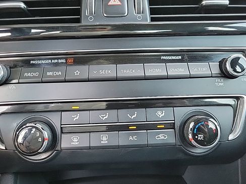 Used 2020 Kia Optima LX FWD image 26