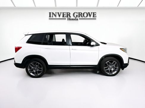 Used 2023 Honda Passport EX-L image 4