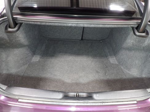 Used 2022 Dodge Charger R/T w/ Plus Group image 9