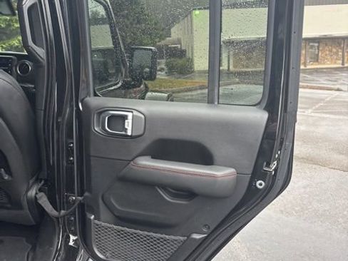 Used 2020 Jeep Gladiator Rubicon image 25
